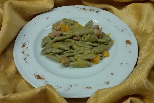 cavatelli-di-grano-arso-con-salsiccia-e-zucca7C31936D-DFDB-D68F-B206-A3CD5FAE0849.jpg